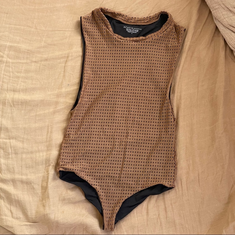 Acacia One Piece